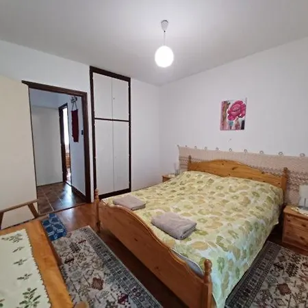 Arnyas Apartman Apartment